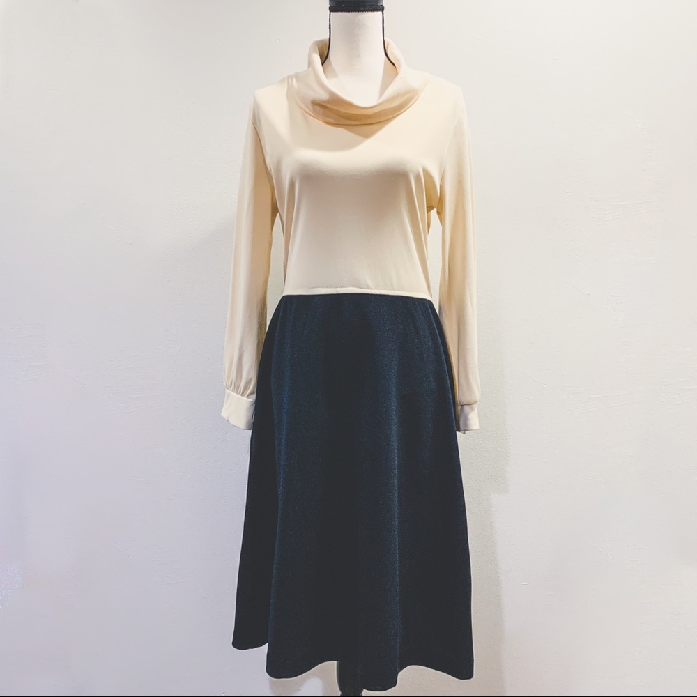 Vtg 60’s Cowl Neck Dress